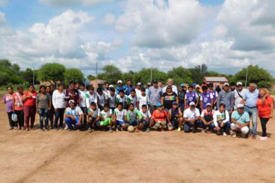 Quinientos chicos de comunidades originarias participaron en un torneo de fútbol