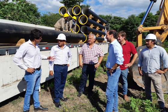 Funcionarios supervisaron avances de obra en el acueducto Yacuy