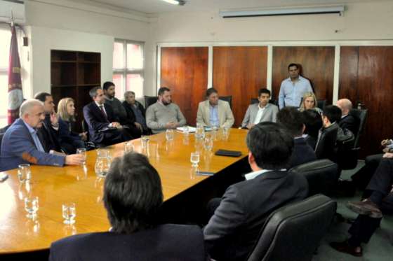 Se conformó una mesa de trabajo con los sectores de hidrocarburos y sindicatos