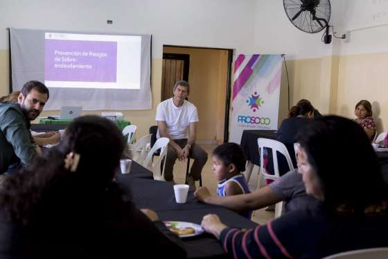 Yarade se reunió con emprendedoras y las alentó a continuar afianzando sus hogares