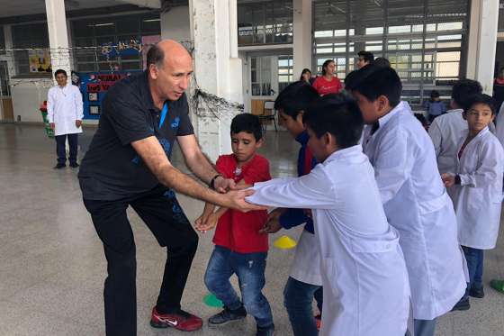 Por tercer año consecutivo se lanzó el programa El Vóley va a la Escuela