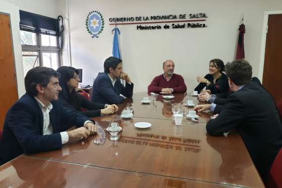 Mascarello recibió al asesor de salud mental de la OMS