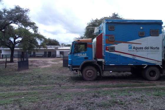 La empresa Aguas del Norte brindó asistencia técnica en el paraje Ternera Atada