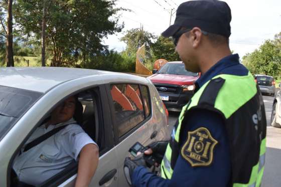 Seguridad Vial intensifica los controles vehiculares en Santa Victoria Este