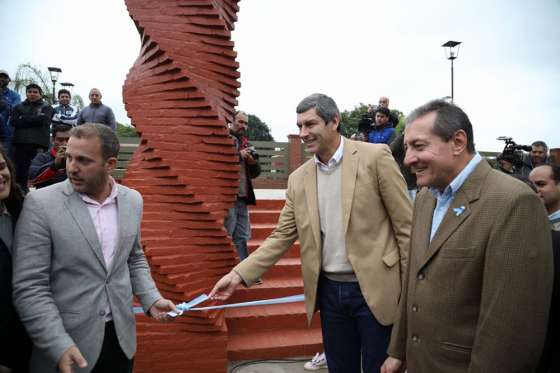 Yarade participó en la inauguración del Paseo Peatonal Ferrourbanístico de Metán