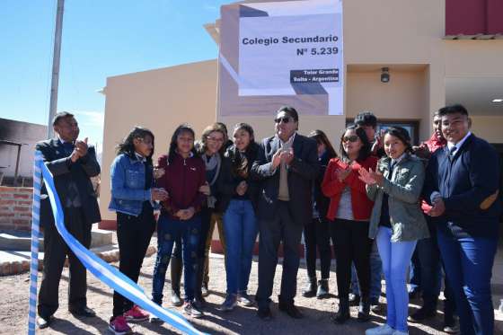 El Gobierno inauguró el primer edificio escolar secundario de Tolar Grande