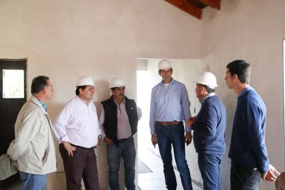 Yarade supervisó obras que ejecuta la Provincia en Anta