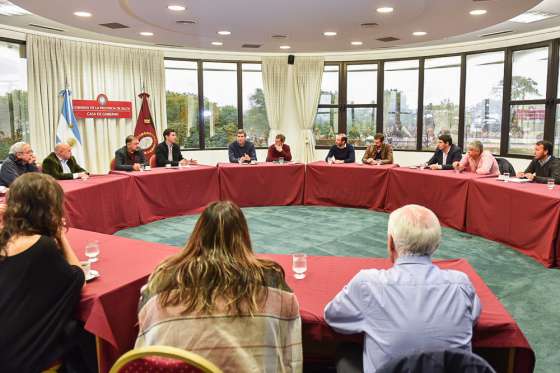 El gobernador Juan Manuel Urtubey encabezó esta tarde una nueva reunión del gabinete provincial