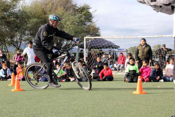 Más de 800 chicos participaron en la jornada de integración de cuerpos infantiles de Policía