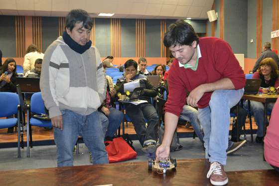 En Rosario de la Frontera inicia el ciclo de encuentros de Robótica Educativa