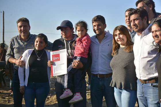 En Orán 128 familias recibieron un lote social