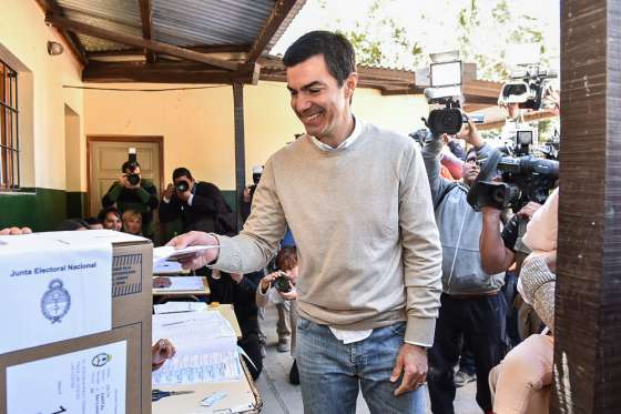 Paso 2019: Urtubey emitió su voto y destacó la importancia de esta jornada democrática para todo el país