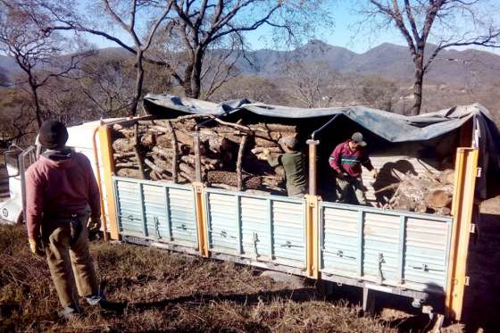 Minería gestionó la donación de leña para pobladores de la Puna