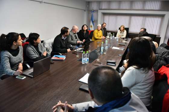 Investigadores y funcionarios debatieron sobre la problemática del agua en loteos