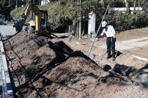 Avanza la instalación de redes cloacales en San Lorenzo