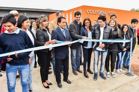 El gobernador Urtubey inauguró un nuevo y moderno edificio secundario en El Potrero