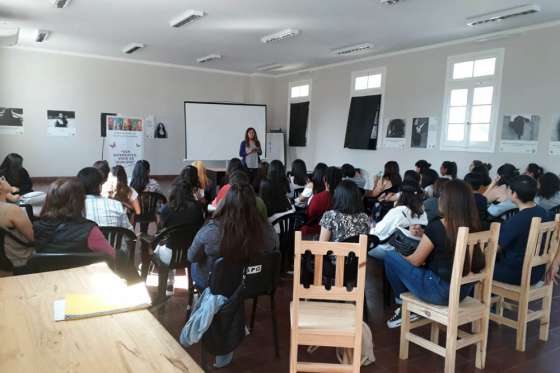 El Polo Integral de las Mujeres se vincula con instituciones