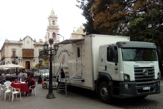 Por el Milagro, hoy hay una colecta de sangre en plaza 9 de Julio