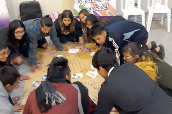 Nuevo foro de adolescentes de la capital