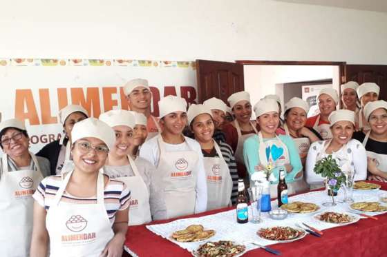 Nueva feria barrial de los programas Alimendar y La clave está en los niños