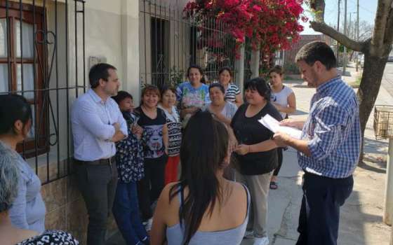 Autoridades de SAETA se reunieron con vecinos de barrio Palmeritas