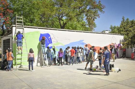 Un mensaje de igualdad en un mural artístico