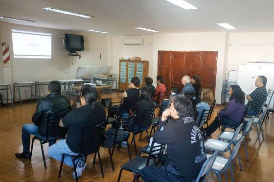 Adultos comprometidos con la prevención del grooming