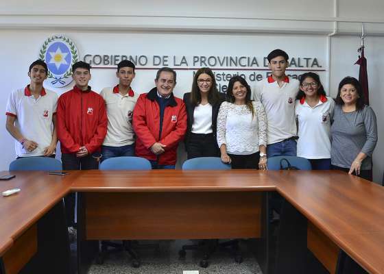 Alumnos premiados de la Escuela Técnica A. Einstein viajarán a Brasil