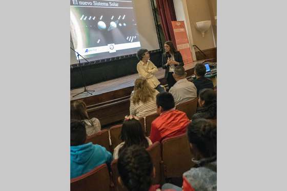 En el Hogar Escuela se realizan las II Jornadas sobre Astronomía en el aula