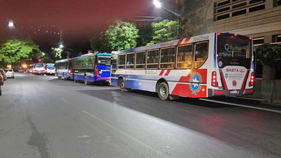 Treinta y tres coches de SAETA fueron afectados al traslado de urnas