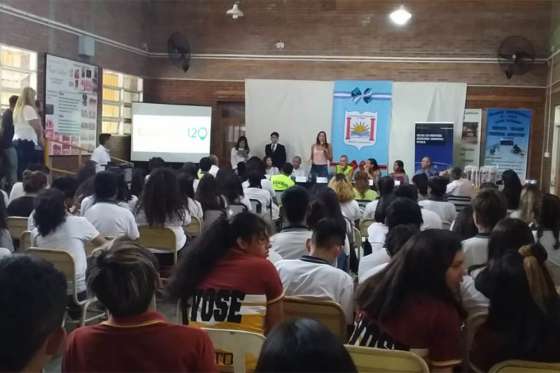 En la ciudad de Salta se realizó una nueva jornada de “Los Jóvenes Preguntan para Emprender”