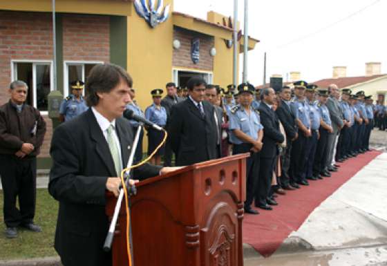 El ministro de Justicia inauguró una subcomisaría en Los Pinares 