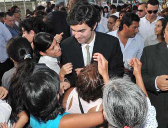 En Joaquín V. González Urtubey encabezó el lanzamiento de la red domiciliaria de gas 