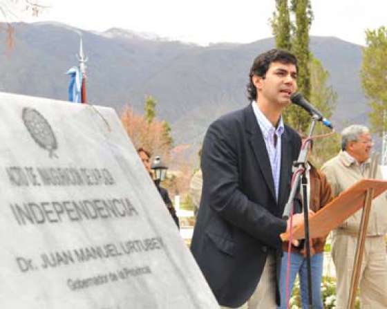 Urtubey inauguró obras públicas en La Poma 