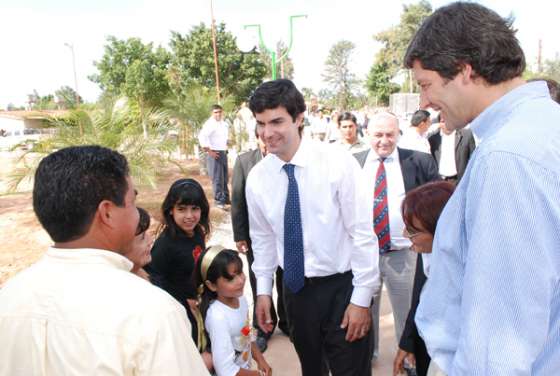 El Gobierno inauguró una plaza en Pichanal