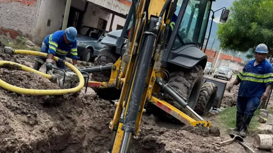 Aguas del Norte completó los trabajos de reparación de cañería en Villa Juanita