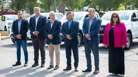 Con la incorporación de 10 camionetas 4x4, la Provincia fortalece la atención sanitaria en el norte provincial