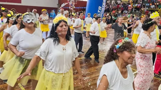 Los participantes de la colonia de vacaciones vivieron una jornada a puro carnaval