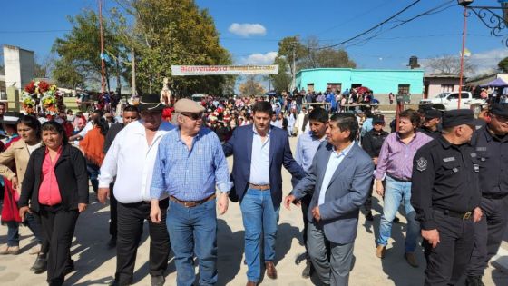 El ministro Cornejo acompañó a la comunidad de Isla de Cañas en sus fiestas patronales