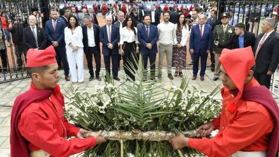 Sáenz encabezó los actos por el 212° aniversario de la Batalla de Salta