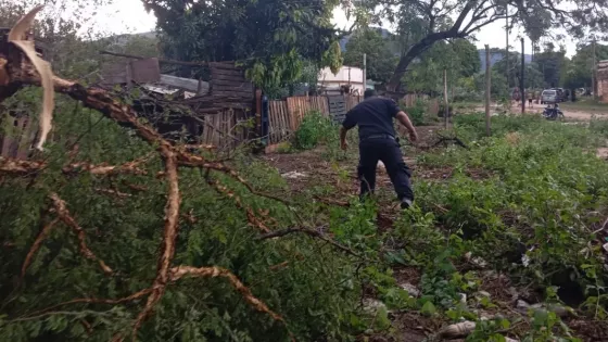 Asistencia de Seguridad a damnificados por el temporal en localidades del norte provincial