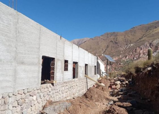 Construyen un nuevo puesto sanitario en paraje El Alumbre.