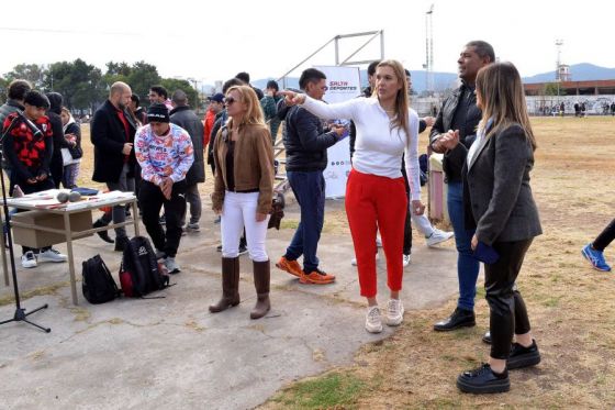 Juegos Evita: 240 adolescentes participan en la etapa zonal de atletismo