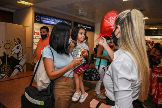 Salta fortalece su conectividad con una nueva ruta aérea al Litoral