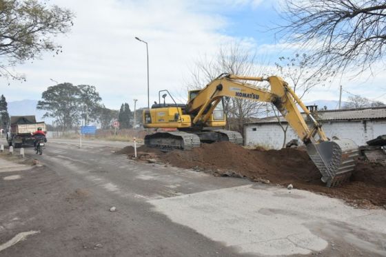 Trabajos de repavimentación en la ruta provincial 23.