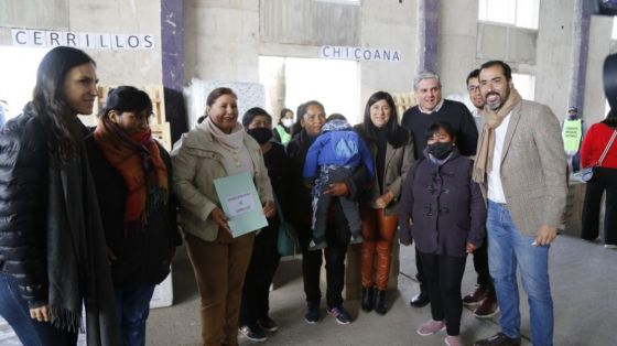 En Rosario de Lerma el programa Abrazar hizo entrega de elementos de protección social.