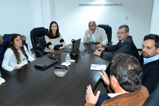 Se concretó una reunión con referentes del las áreas de Economía, Cultura, Turismo, Conicet, Cámara Pymes y empresas del sector para planificar capacitaciones.