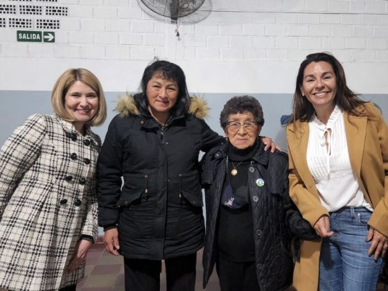 Formación en protección de infancias y adolescencias en el uso de las TICs para docentes del Valle de Lerma