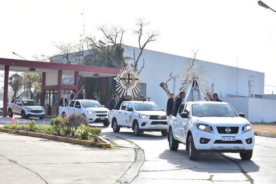 Las imágenes peregrinas del Señor y la Virgen del Milagro visitaron la Casa de Gobierno de Salta