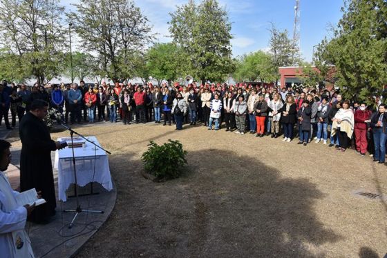 Las imágenes peregrinas del Señor y la Virgen del Milagro visitaron la Casa de Gobierno de Salta